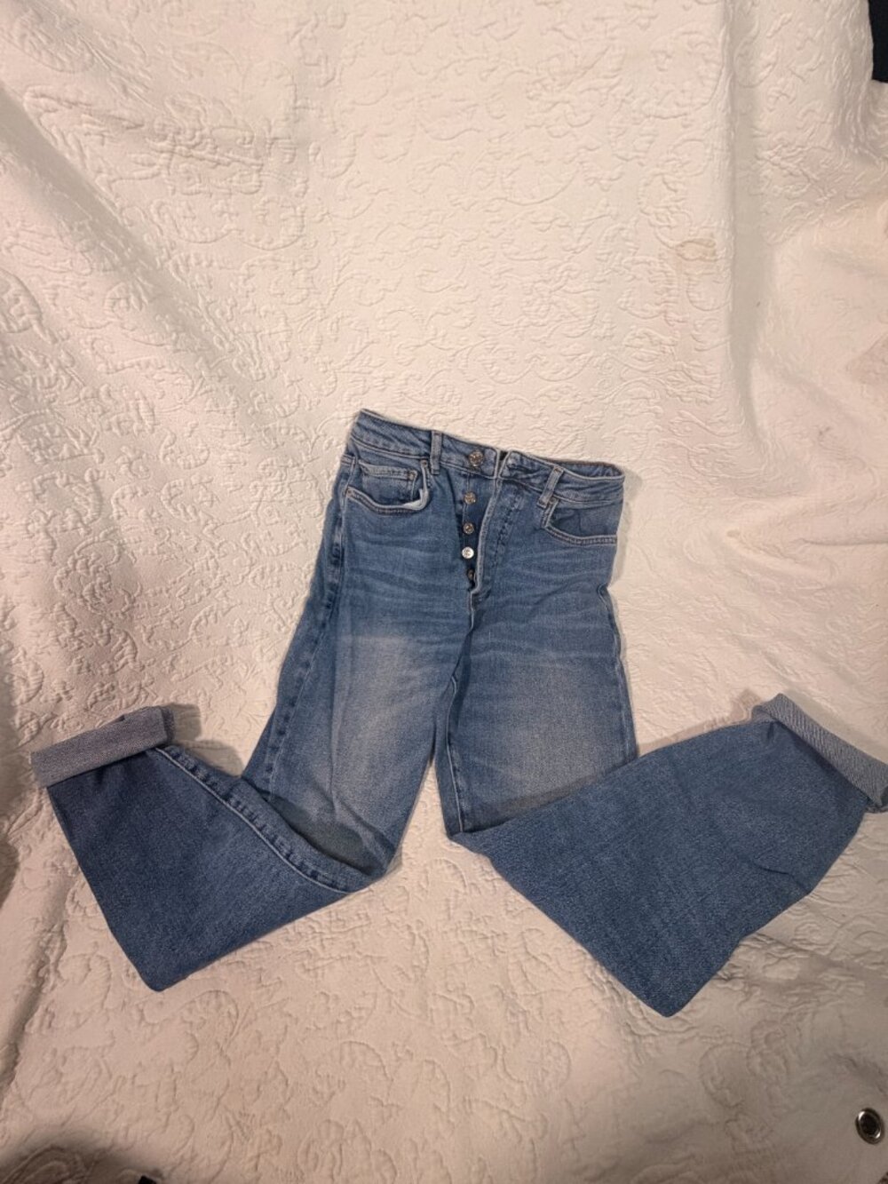 Forever 21 Women's High Waisted Jean Capris - Picture 7 of 9